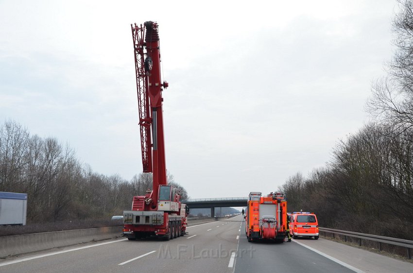 VU A4 Rich Olpe kurz hinter AK Koeln West P328.JPG